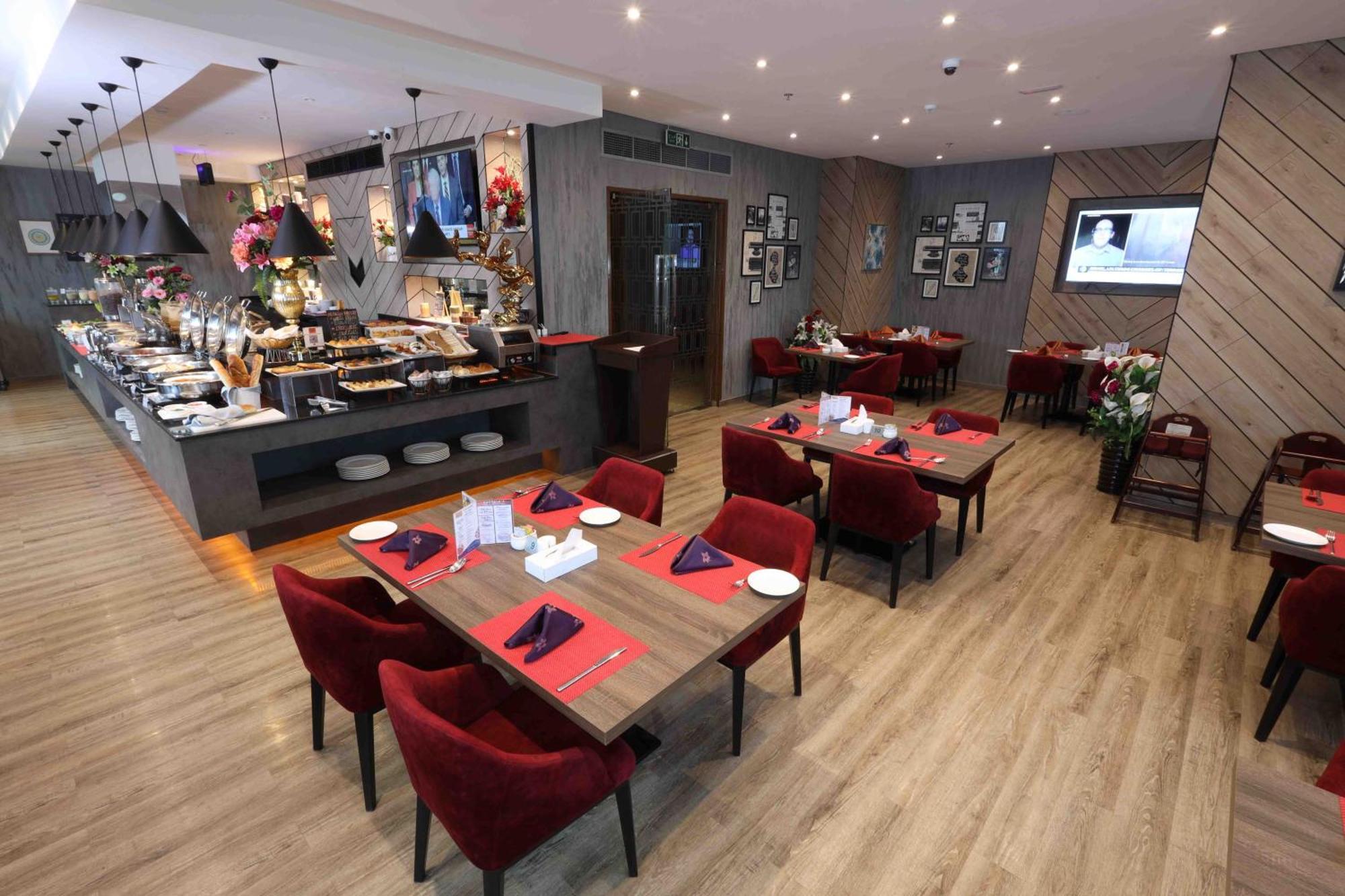 Fortis Hotel Fujairah Ngoại thất bức ảnh